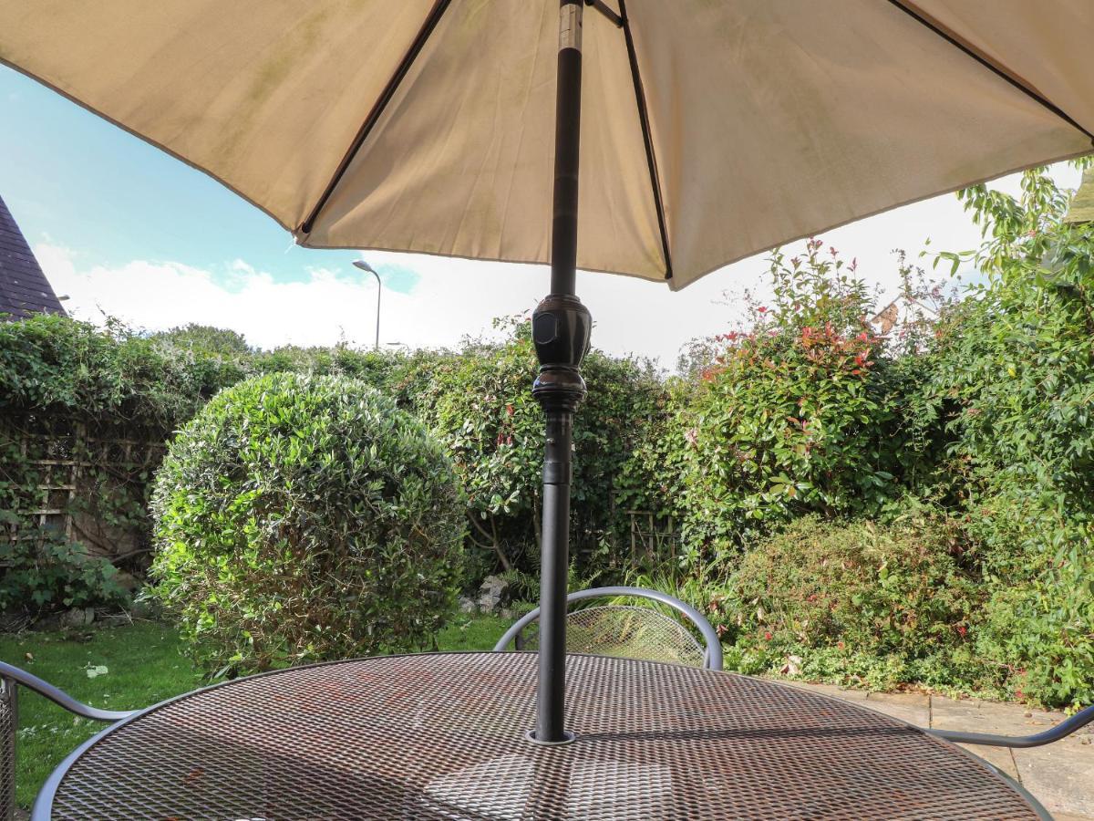 Y Bwthyn Villa Newport  Dış mekan fotoğraf