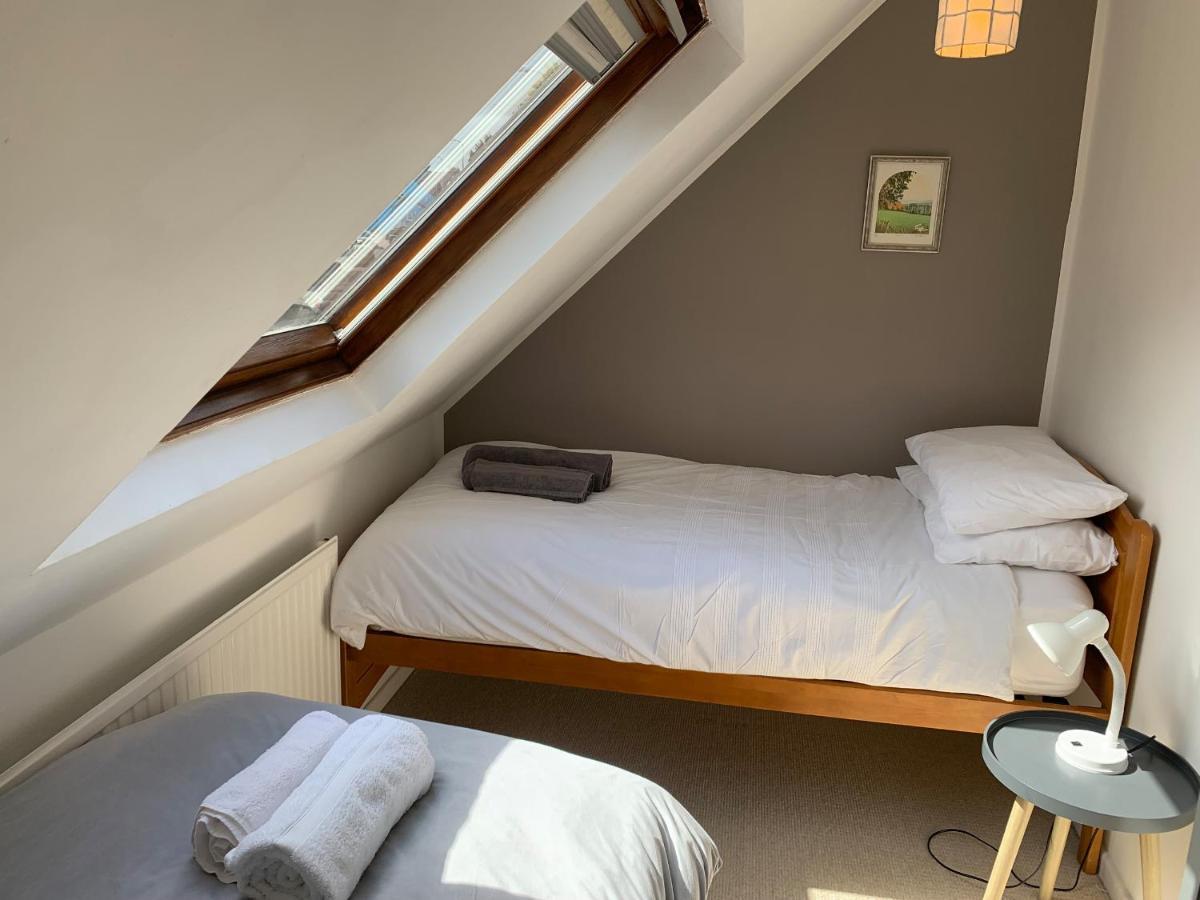 Y Bwthyn Villa Newport  Dış mekan fotoğraf